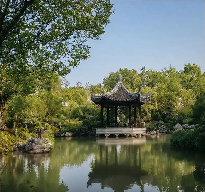 石灰窑区空梦餐饮有限公司